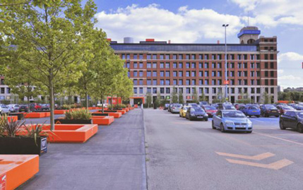 Photograph of the Fort Dunlop building